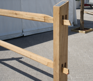 Post&Rail Modern 2-hole intermediate post