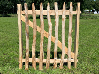 Chestnut gate 100cm wide - 115cm high - Lands End B.V.