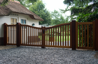 Barones Poort - hardhout