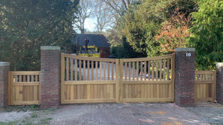 Lady's Gate - hardwood